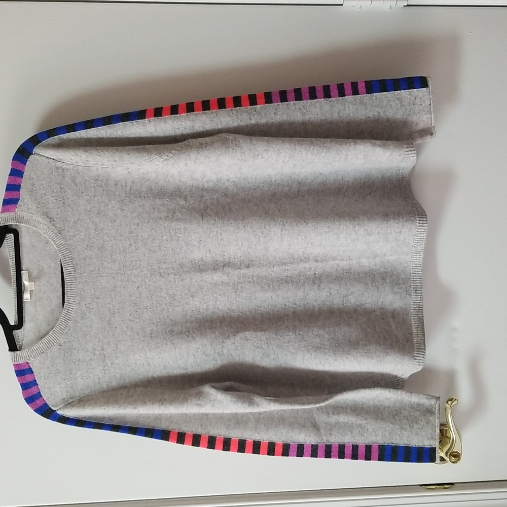Lisa Todd sweater 90% wool 10% Cashmere. Never worn